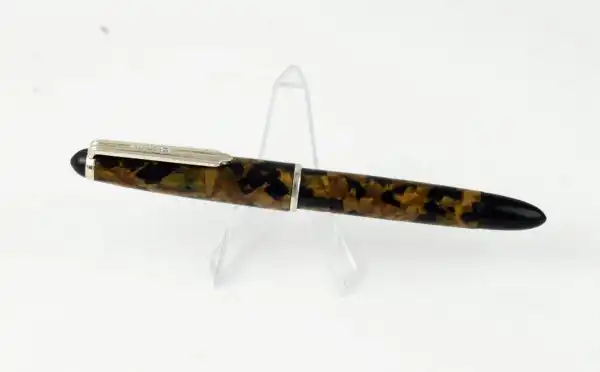 Vintage ERO german piston filler fountain pen with semi flex Fine nib - Image 2