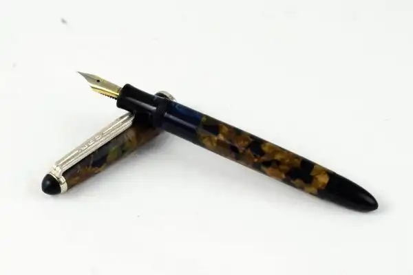 Vintage ERO german piston filler fountain pen with semi flex Fine nib - Image 3