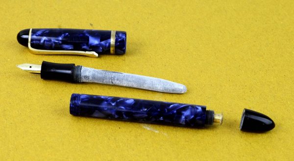 Vintage German button filler fountain pen with Kanwrite extra fine nib - Image 7