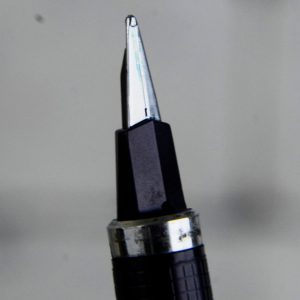 vintage-parker-classic-flighter-fountain-pen-stainless-steel-medium-nib-UK