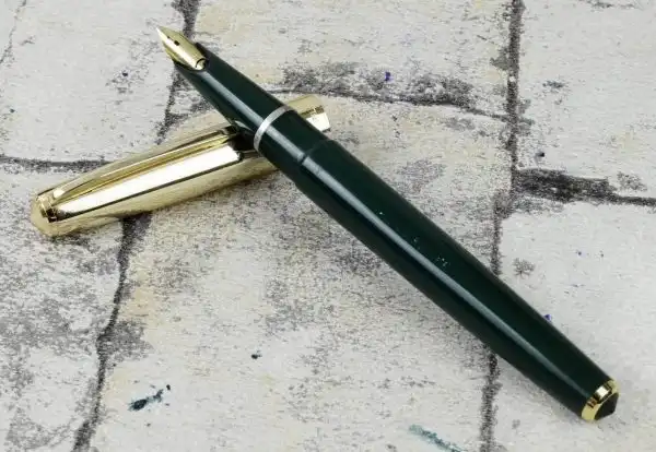 Pilot Vintage super 57  fountain pen -  gold plated F nib - Image 5