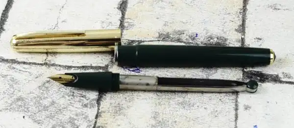 Pilot Vintage super 57  fountain pen -  gold plated F nib - Image 4