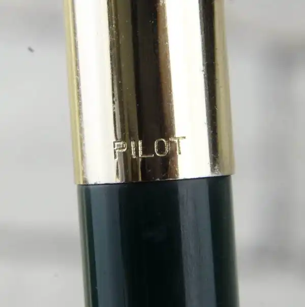 Pilot Vintage super 57  fountain pen -  gold plated F nib - Image 2
