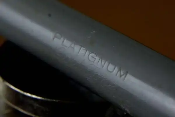Vintate platignum lever filler gold tone fountain pen with 14CT M nib - Image 5