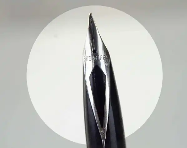 Vintage sheaffer targa fountain pen 1002 black lacquer barrel F Nib - Image 4