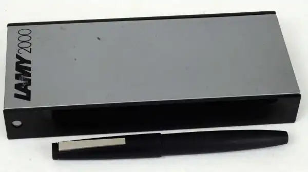 Lamy 2000 piston filler fountain pen - 14CT gold BB nib platinum coated - Image 5