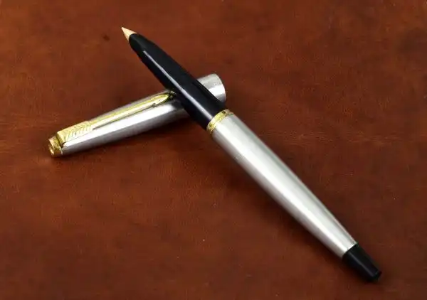 Vintage  parker 45 flighter fountain pen 14Karat solid gold F nib -USA made - Image 8