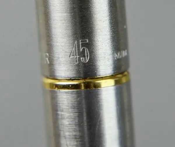 Vintage  parker 45 flighter fountain pen 14Karat solid gold F nib - Image 7