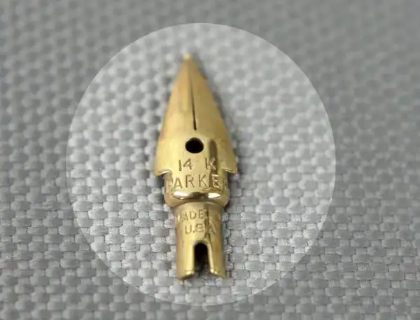 Vintage  parker 45 flighter fountain pen 14Karat solid gold F nib - Image 10
