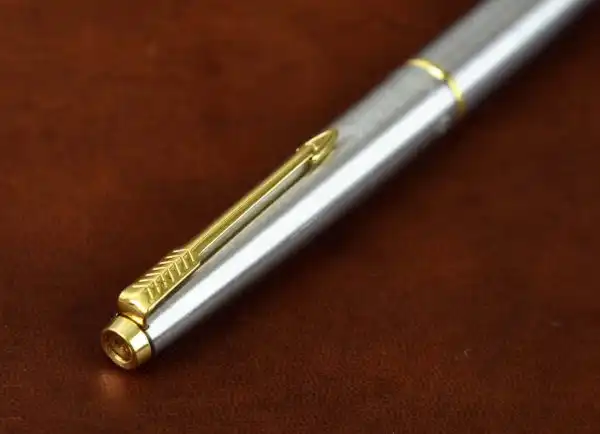 Vintage  parker 45 flighter fountain pen 14Karat solid gold F nib - Image 4