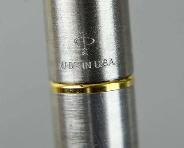Vintage  parker 45 flighter fountain pen 14Karat solid gold F nib - Image 6