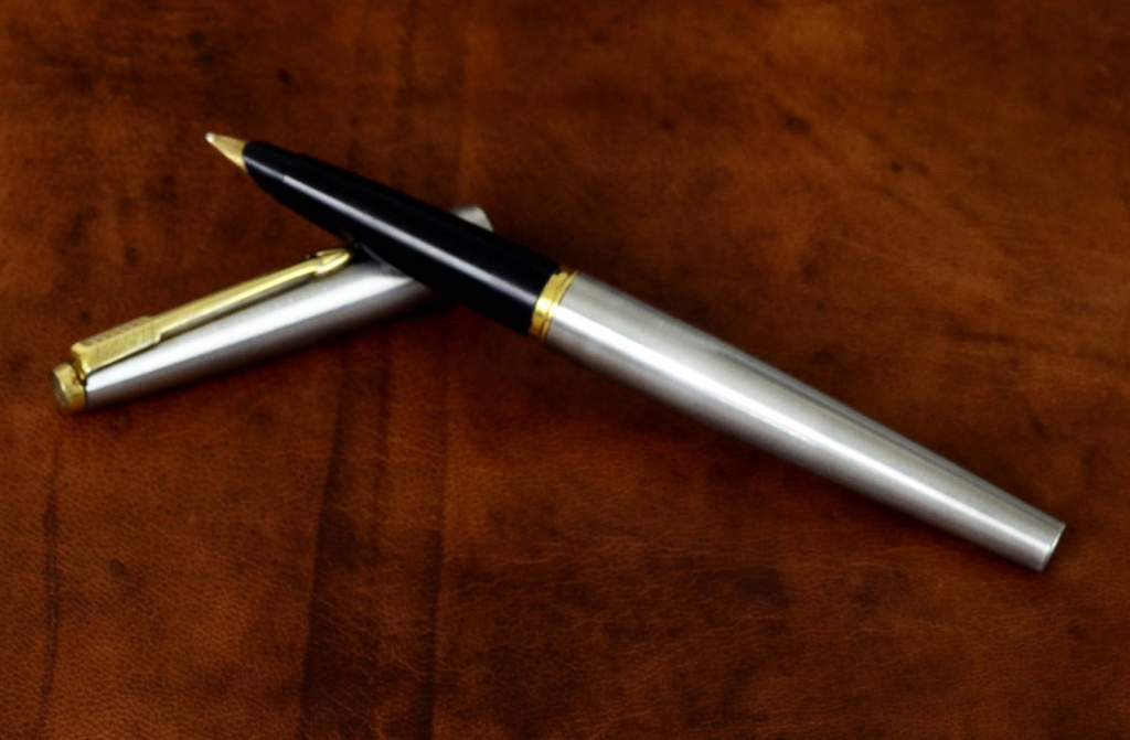 Vintage parker 45 flighter fountain pen 14Karat solid gold nib ...