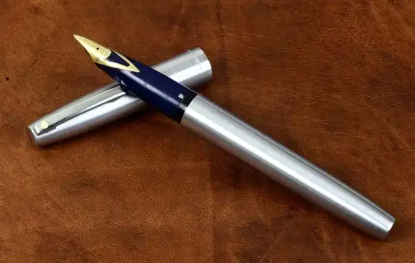 Sheaffer Vintage imperial 444 full steel fountain pen 14K solid gold nib - Image 2