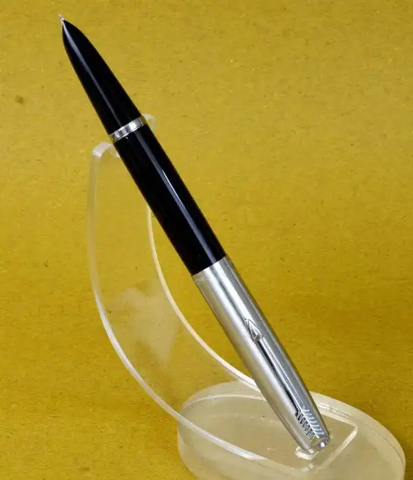 Vintage parker 21 fountain pen - black - Image 2
