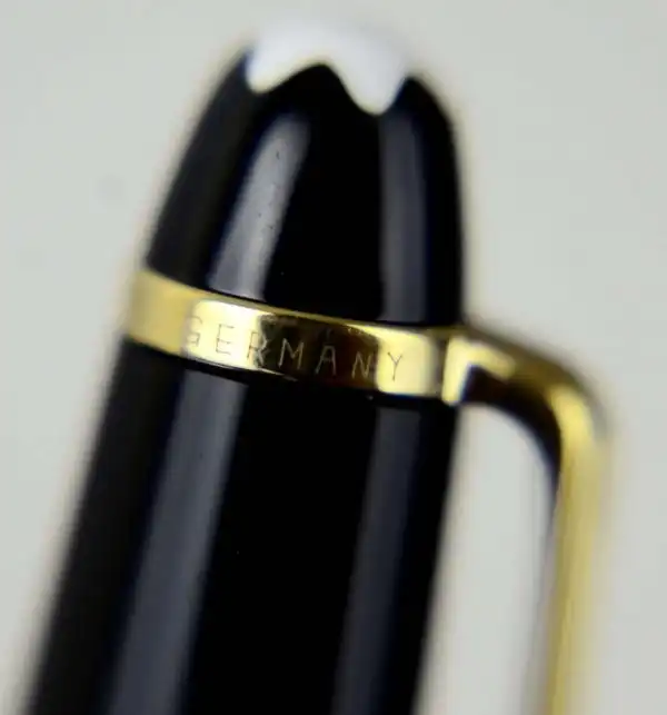 Montblanc Meisterstück 144 Piston converter fountain pen 14K gold dualtone M nib - Unused New - Image 6