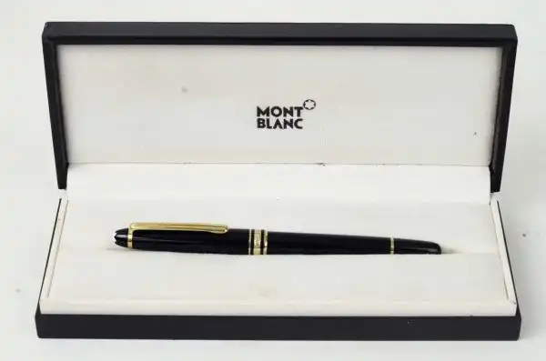 Montblanc Meisterstück 144 Piston converter fountain pen 14K gold dualtone M nib - Unused New - Image 13