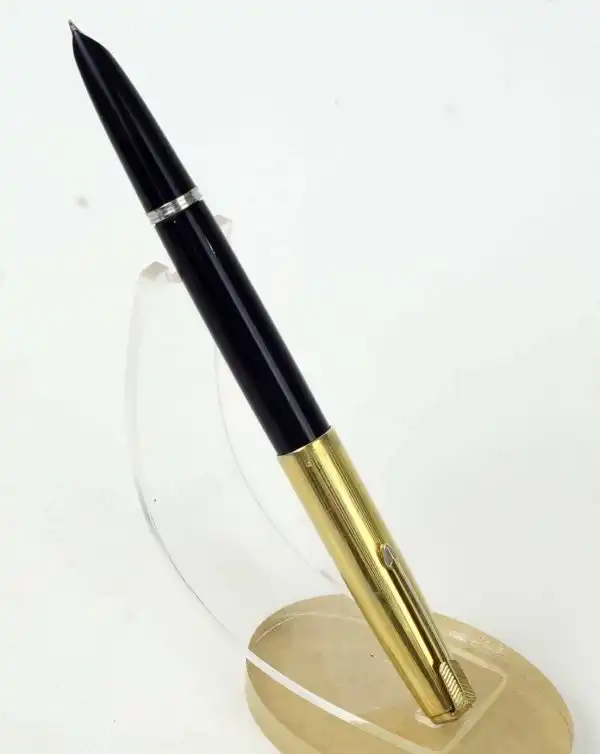 Vintage parker 51 aerometric filling fountain pen  14 Karat gold F nib - Image 5