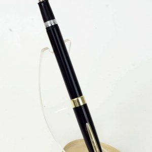 vintage-Sheaffers-snorkel-fountain-pen-with-14K-solid-gold-M-nib