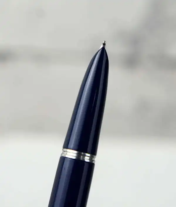 Vintage parker 21 fountain pen Blue barrel with steel Broad nib - Image 9