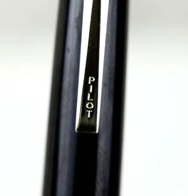 pilot Elite 18K  pocket fountain pen with 18K solid gold F nib  - NOS - Image 8
