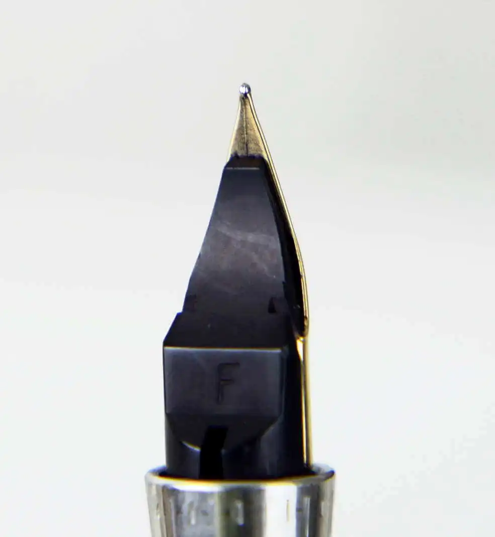 Vintage parker 75 Diamante 18K gold filled fountain pen  with 18K F nib - NOS unused - Image 8
