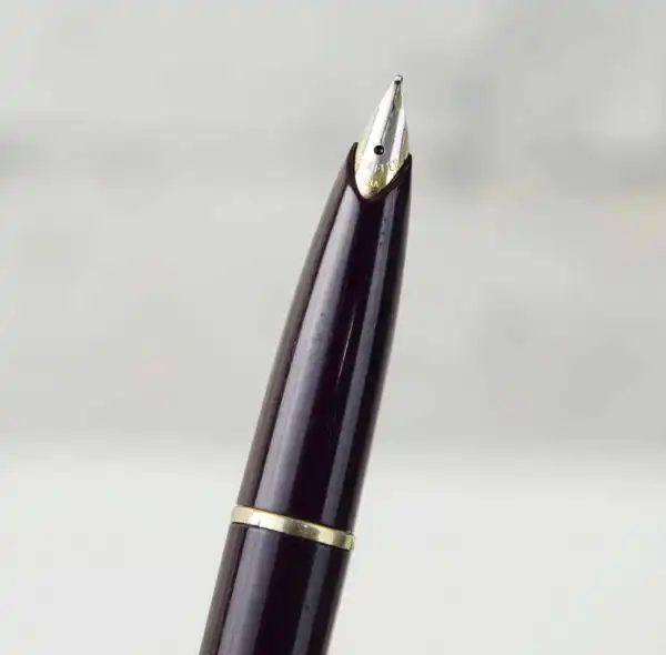 Vintage Sheaffer Imperial I Cartridge  fountain pen with F  nib - 1960 Circa - Image 3