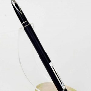 Vintage-Sheaffer-targa-1002-fountain-pen-Inlaid-steel-B-nib