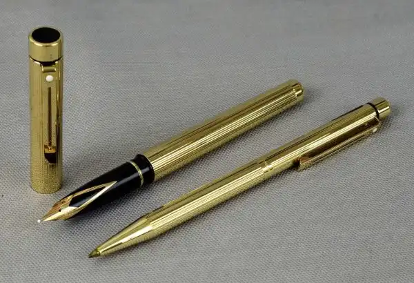 Vintage sheaffer targa 1005 fountain pen ballpoint pen set  gold rolled body 14K gold B nib - Unused - Image 14