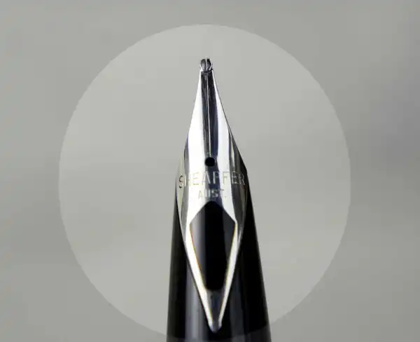 Vintage Sheaffer Imperial 444  fountain pen with Steel Inlaid B nib - Image 8
