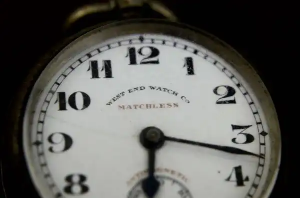 Vintage Westend Matchless Swiss Made mechanical pocket watch - Rare Collectible - Image 7