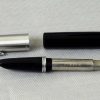 Vintage parker 21 fountain pen black barrel with steel medium nib - USA - Image 4