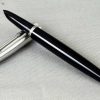 Vintage parker 21 fountain pen black barrel with steel medium nib - USA - Image 3