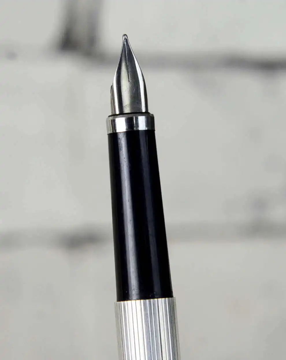 Vintage Omega Sterling 925 barrel  fountain pen with platinum F nib - 1980 - Image 6