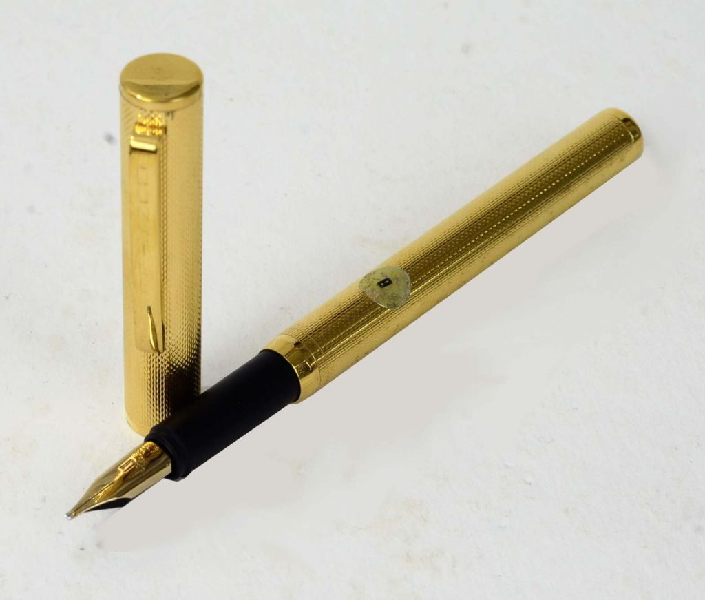 Buy dunhill gemline 14K gold barrel fountain pen with 14K 585 B nib online