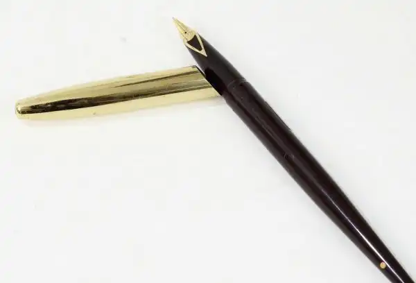 Vintage Sheaffer Desk fountain pen with 14K gold M nib - Image 2