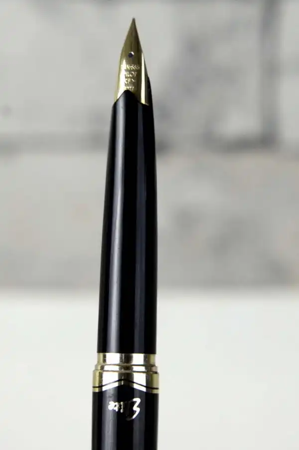 Vintage pilot Elite 95s  pocket fountain pen with 14K solid gold F nib - Image 6