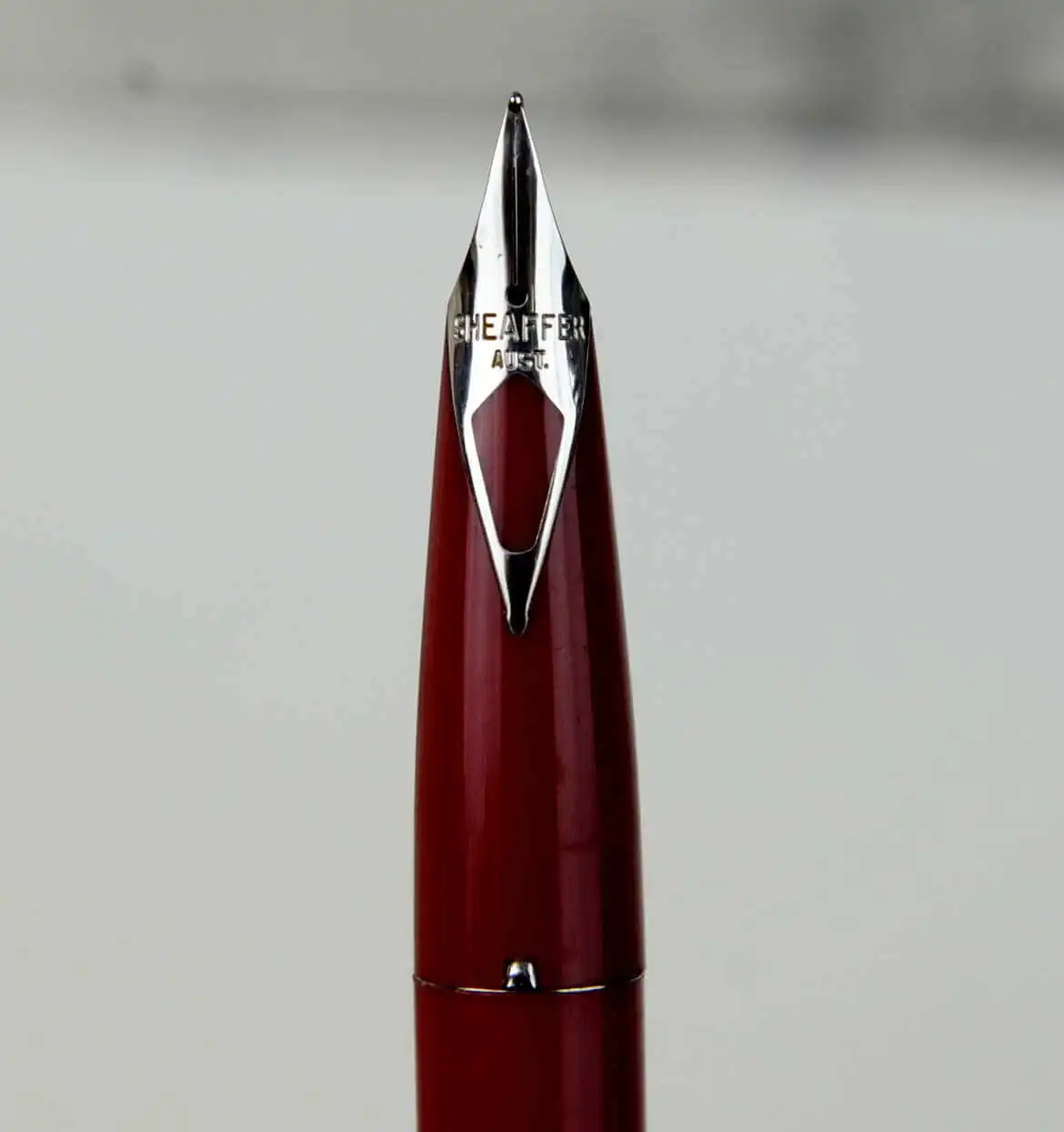 Vintage Sheaffer imperial 440 red barrel fountain pen - inlaid F nib - Image 3