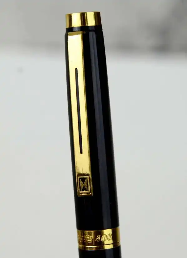 Vintage Hero 400  Fountain pen  - genuine 14K gold M nib - Image 8