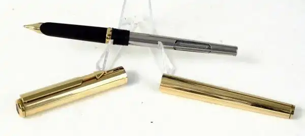 parker 95 flighter 12K gold filled  fountain pen  with 23K gold plated M nib - Image 6