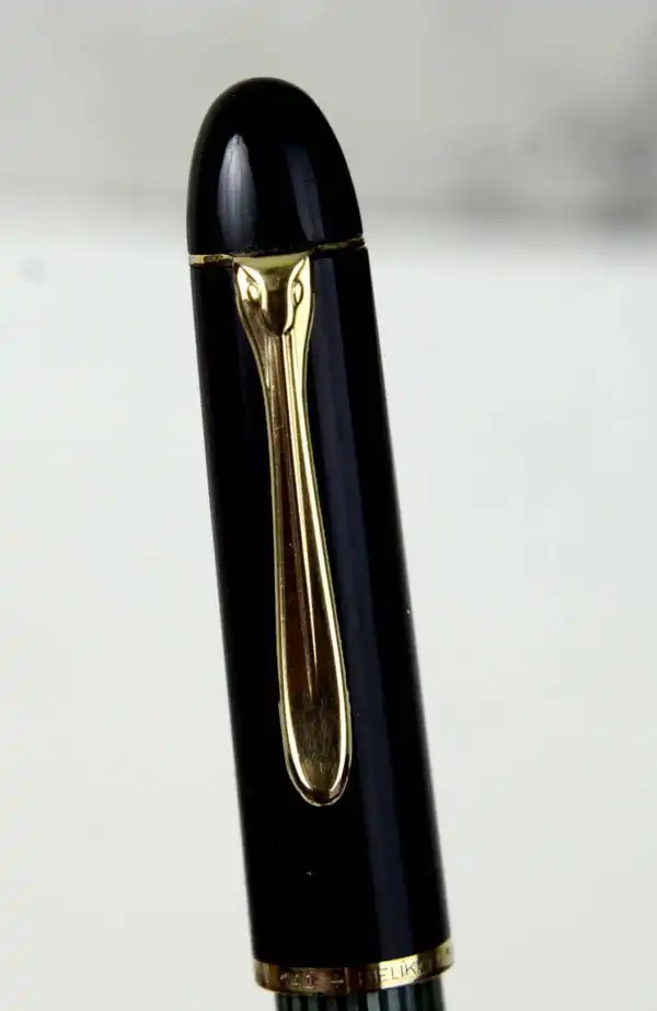 Vintage Pelikan tradition 140  piston filler fountain pen with 14K 585  EF nib - Image 9