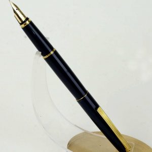 vintage-pilot-100V-fountain-pen-14K-solid-gold-Fine-nib-mint