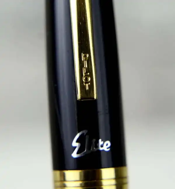 Vintage Pilot Elite Custom  fountain pen -  18K 750 solid gold M nib - Image 10