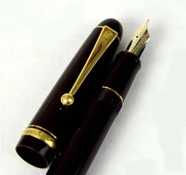 Vintage Pilot Custom 74 burgundy  fountain pen -  14K 585 solid gold M nib - Image 13