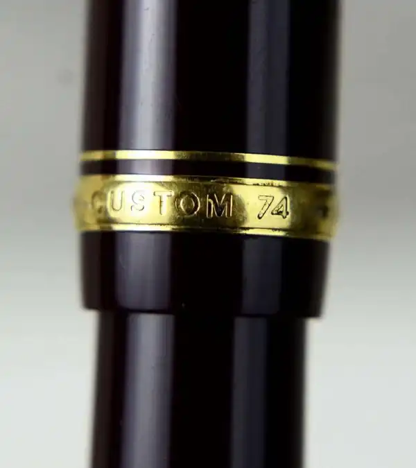 Vintage Pilot Custom 74 burgundy  fountain pen -  14K 585 solid gold M nib - Image 10
