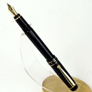 vintage-pilot-luciana-fountain-pen-with-23K-Gold-plated-Japan-Medium-nib