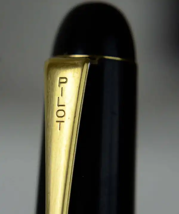 Vintage Pilot Namiki Custom 67 black barrel fountain pen -  14K 585 solid gold M nib - Image 9