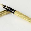 Vintage sheaffer targa fountain pen 1013 23K gold plated barrel and 14K gold B nib - Image 3