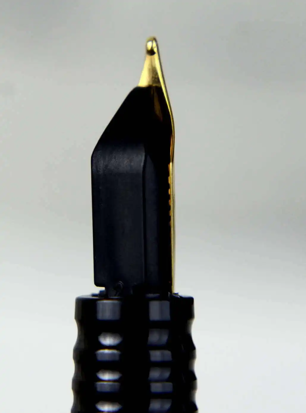 Vintage Waterman Laureat fountain pen and ballpoint set with 23K GP medium nib - Image 5