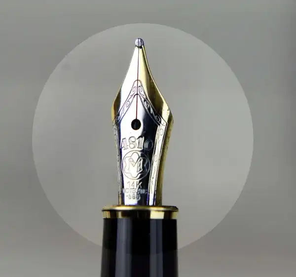 Montblanc Meisterstück 144  fountain pen 14K gold dualtone M nib - Mint - Image 8