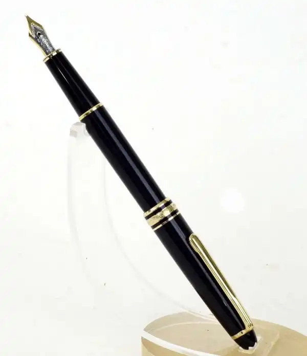 Montblanc Meisterstück 144  fountain pen 14K gold dualtone M nib - Mint - Image 2